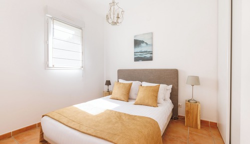 Apartamento estándar, 1 cama doble, balcón, en la zona del jardín
