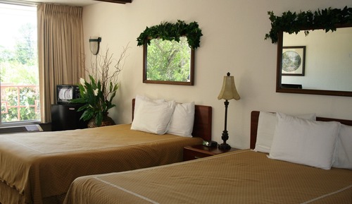 Habitación clásica doble, 2 camas de matrimonio, frigorífico y microondas