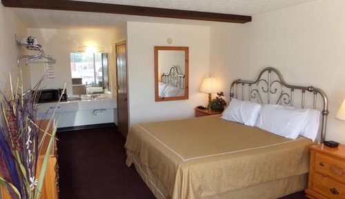 Habitación clásica, 1 cama de matrimonio grande, frigorífico y microondas