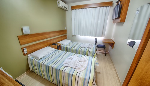 Habitación estándar con 2 camas individuales