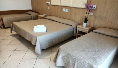 Habitación cuádruple (Beach package)