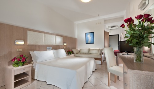 Habitación familiar (Beach package)