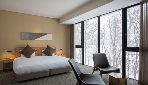 Estudio superior, no fumadores