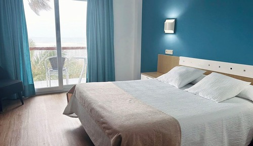 Habitación doble, vistas al mar