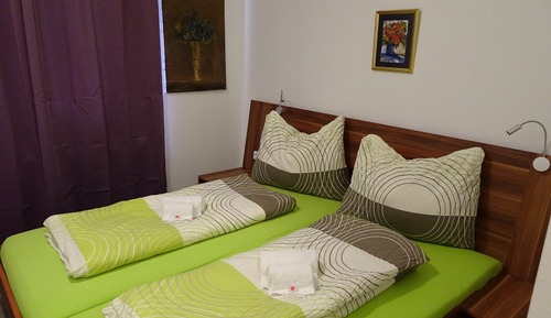 Apartamento Elite, 1 habitación, cocina, vistas al jardín