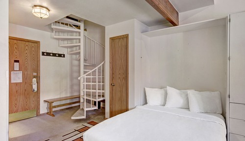 Estudio Premier (Studio + Loft)