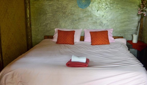 Bangalow with Fan (Cottage)