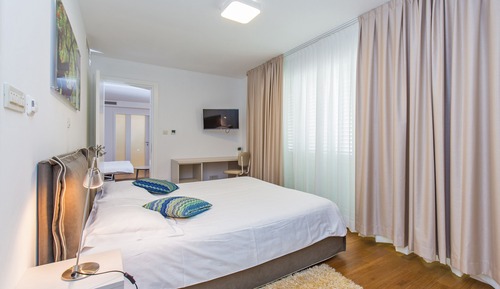 Apartamento Deluxe, 3 habitaciones, terraza, vistas al jardín (5  *)