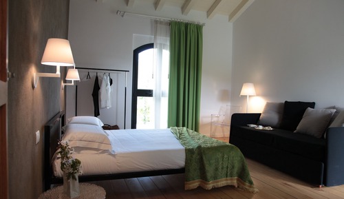 Habitación, en edificio anexo (Ciliegeto)