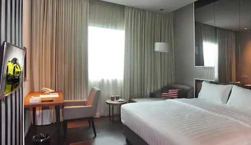 Superior Couple Smoking