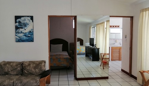 Standard Quintuple Room, 5 single beds 