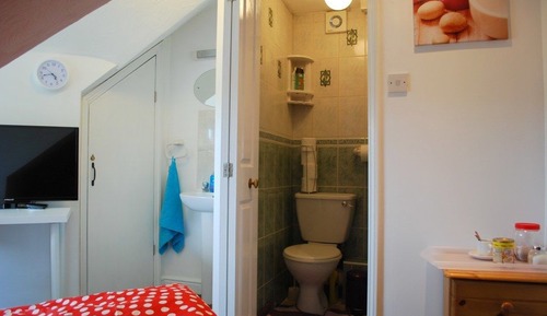 Habitación individual, baño privado