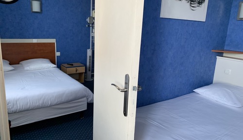 Habitación cuádruple estándar