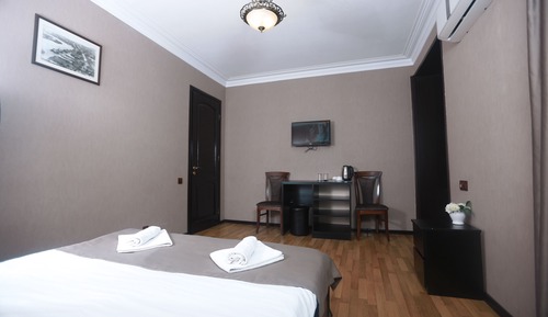 Habitación Deluxe con 1 cama doble o 2 individuales, vistas a la ciudad