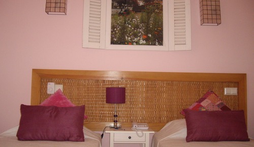 Habitación con 1 cama doble o 2 individuales (Brava)