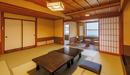 Habitación superior, no fumadores (Japanese Style, with 2 Rooms and Bath)