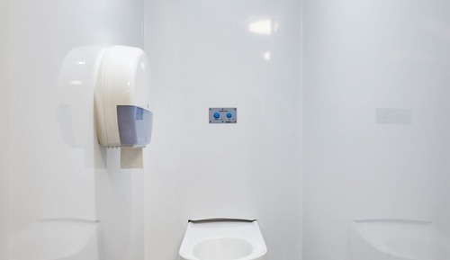 Habitación, varias camas