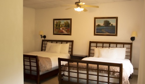 Habitación Deluxe, varias camas