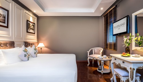 Habitación Deluxe con 1 cama doble o 2 individuales, sin ventanas (with Afternoon Tea)