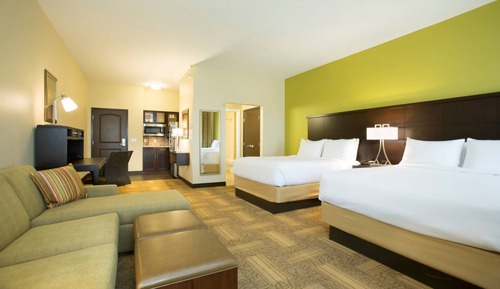 Suite estudio, 2 camas de matrimonio, cocina