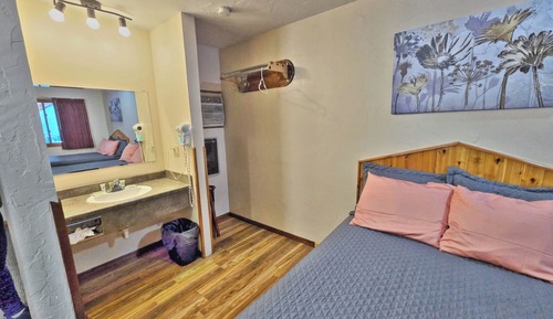 Habitación básica doble, 2 camas dobles (16)