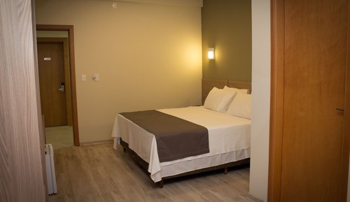 Habitación estándar con 1 cama doble o 2 individuales