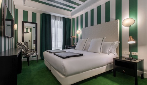 Habitación estándar con 1 cama doble o 2 individuales