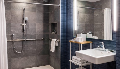 Habitación superior, 1 cama de matrimonio grande, accesible para personas con discapacidad