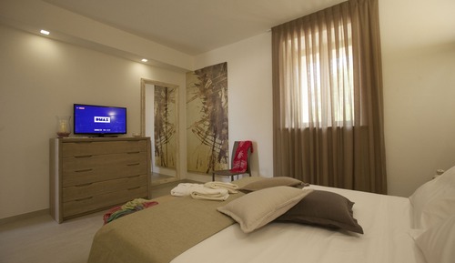 Suite junior, 1 habitación, cocina básica, planta baja