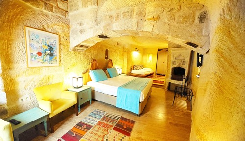 Family Cave Suite