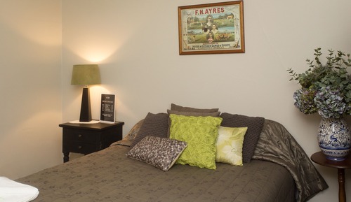 Habitación estándar, 1 cama de matrimonio, baño compartido