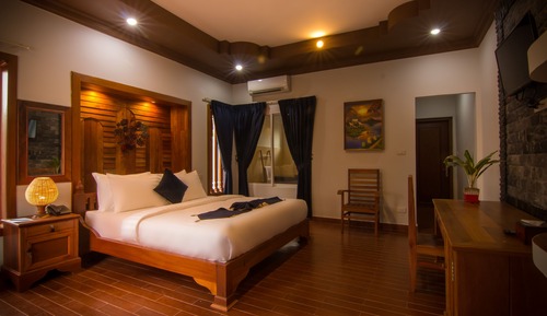 Executive Suite - Pool View