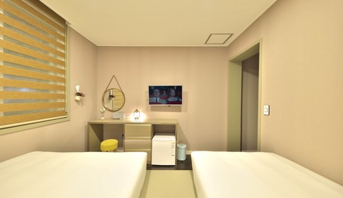 Habitación estándar con 2 camas individuales, vistas a la ciudad