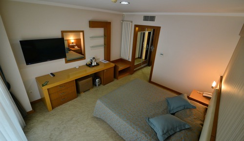 Habitación estándar con 1 cama doble o 2 individuales