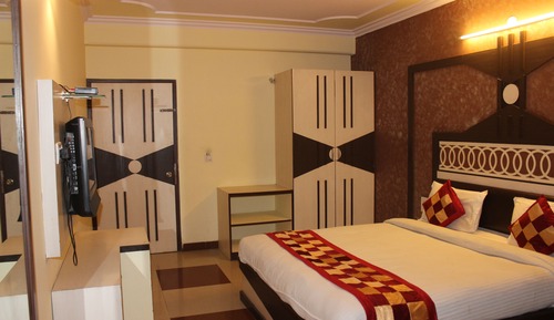 Super Deluxe Room