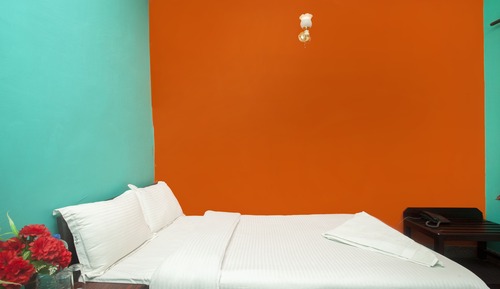 Habitación estándar con 1 cama doble o 2 individuales