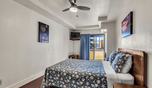 Habitación Deluxe, 1 cama de matrimonio, vistas parciales al mar