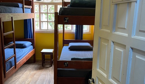 Dormitorio compartido básico, dormitorio mixto (Aquarius)