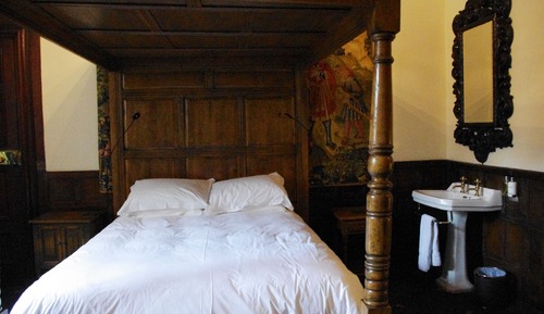 Habitación clásica doble (Four Poster)