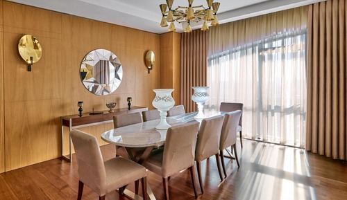 Suite (Diplomat)