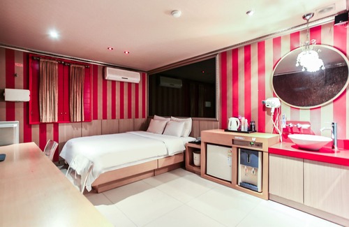 Sinchon-dong Hotel | D Hotel Shinchon