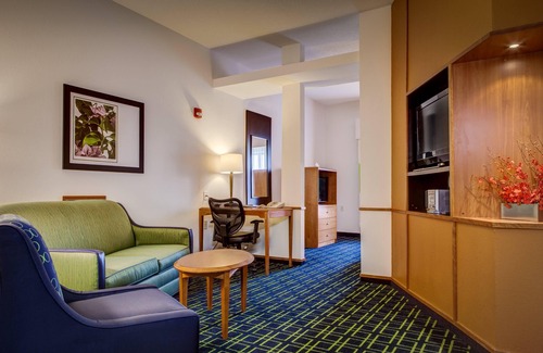 Noblesville Hotel | Fairfield Inn and Suites by Marriott Indianapolis/ Noblesville