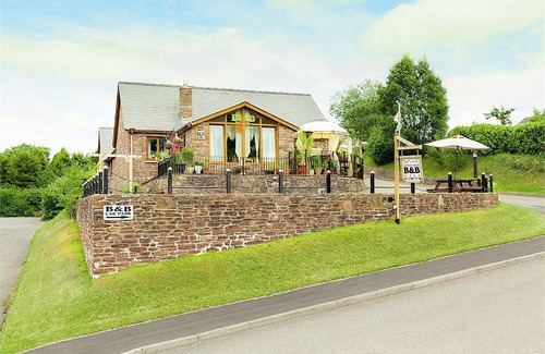 Defynnog Hotel | Castlelodge