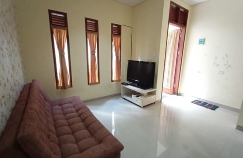 Sidomulyo Hotel | Full House at Villa Wukir 12 by N2K