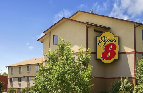 Tri-Cities Hotel | Super 8 by Wyndham Kennewick