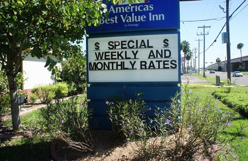 Harlingen Hotel | Americas Best Value Inn Harlingen