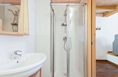 Gressoney-Saint-Jean Apartamento | Residence in Gressoney-saint-jean with 0 bedrooms sleeps 2