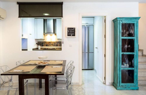 San Bartolome Apartamento | Apartment Seville, 3 bedrooms, 6 persons