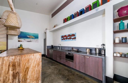 Belnem Condominio | Luxury Living: Modern 2 Bedroom Condo with Outdoor Pool