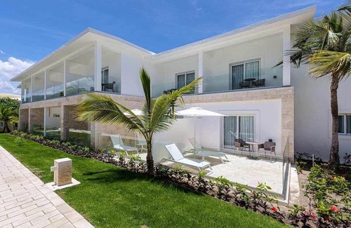 Puerto Plata Complejo | All-Inclusive Premium Junior Swim Up Suite at Senator Puerto Plata Resort